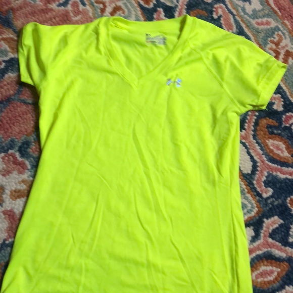 Under armour athletic tee - Picture 1 of 2